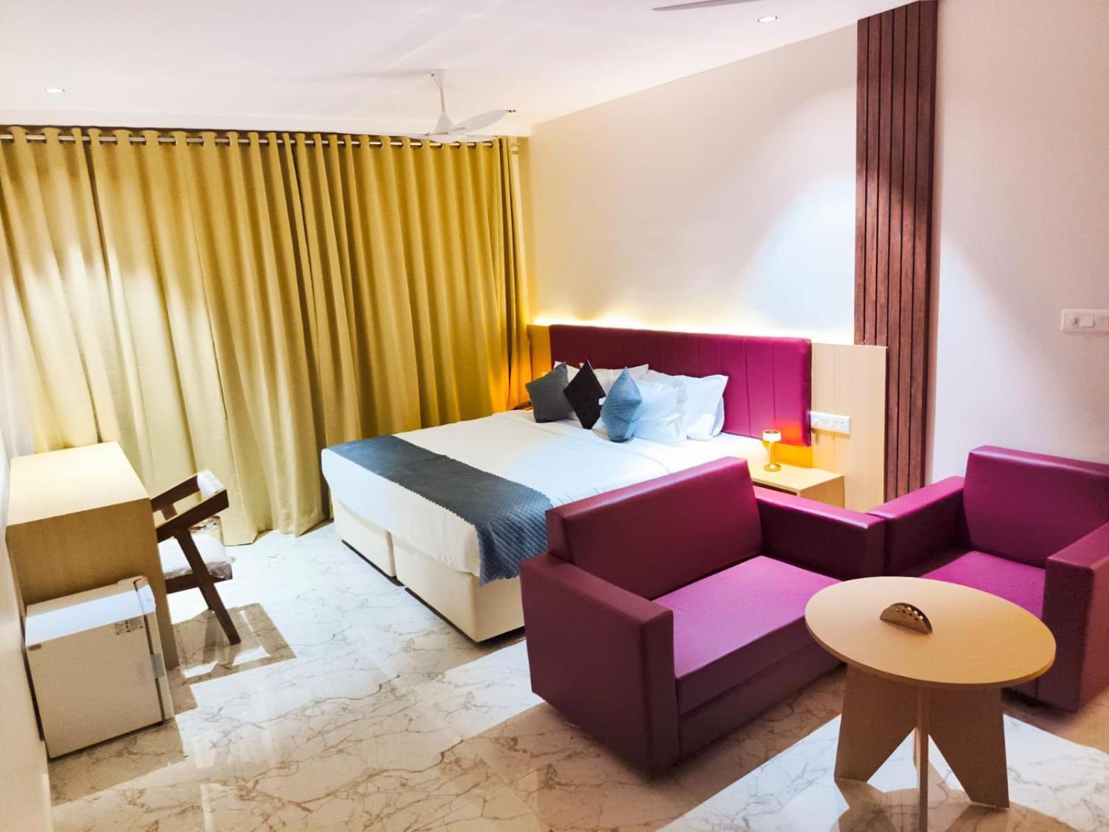 Hotel Meridian Blue Warangal Bagian luar foto